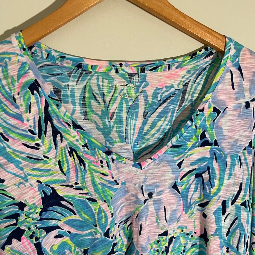 Lilly Pulitzer Etta Long Sleeve Bermudaful Shirt - Picture 4 of 6